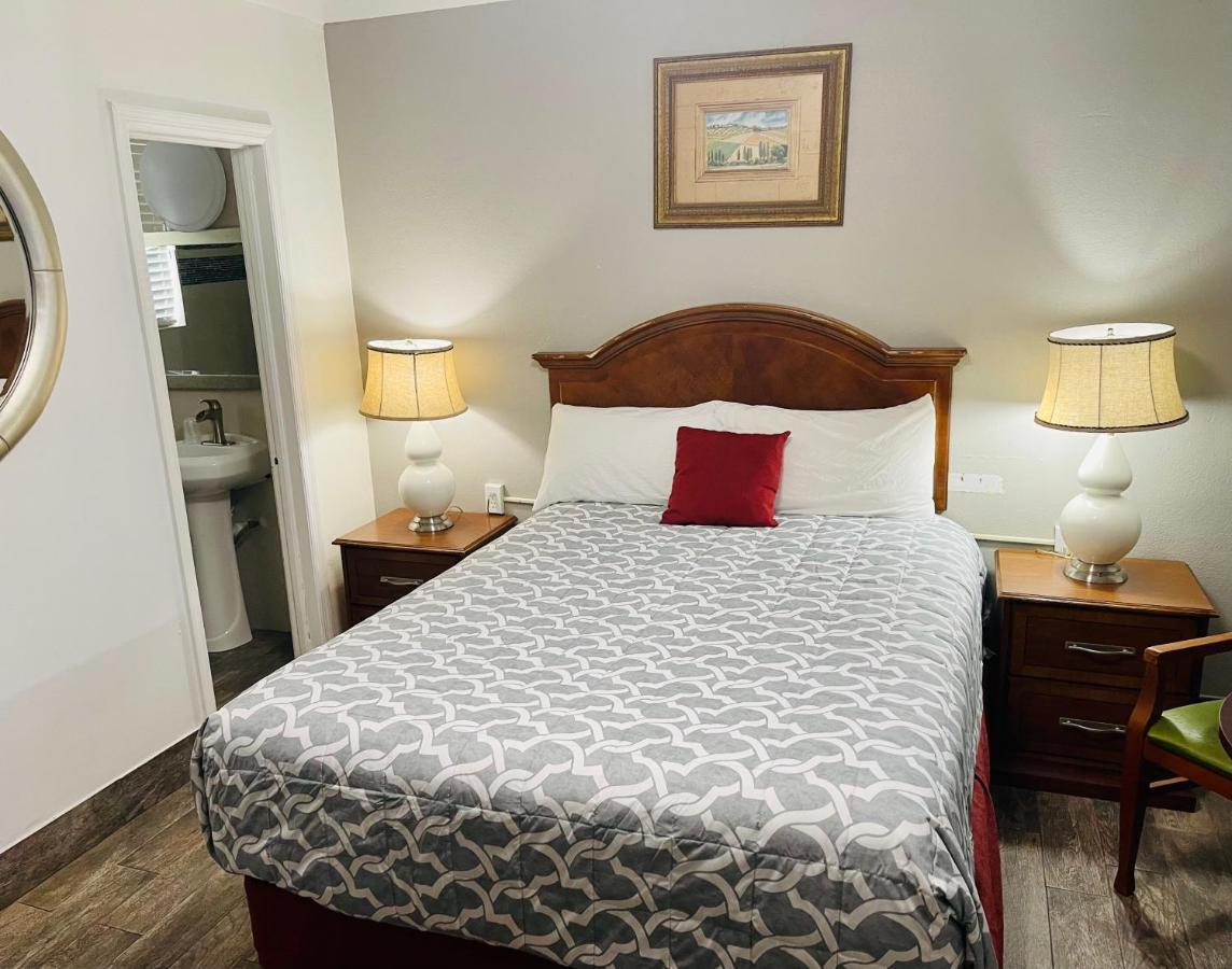 Siesta Inn Sarasota - Indian Beach Room photo